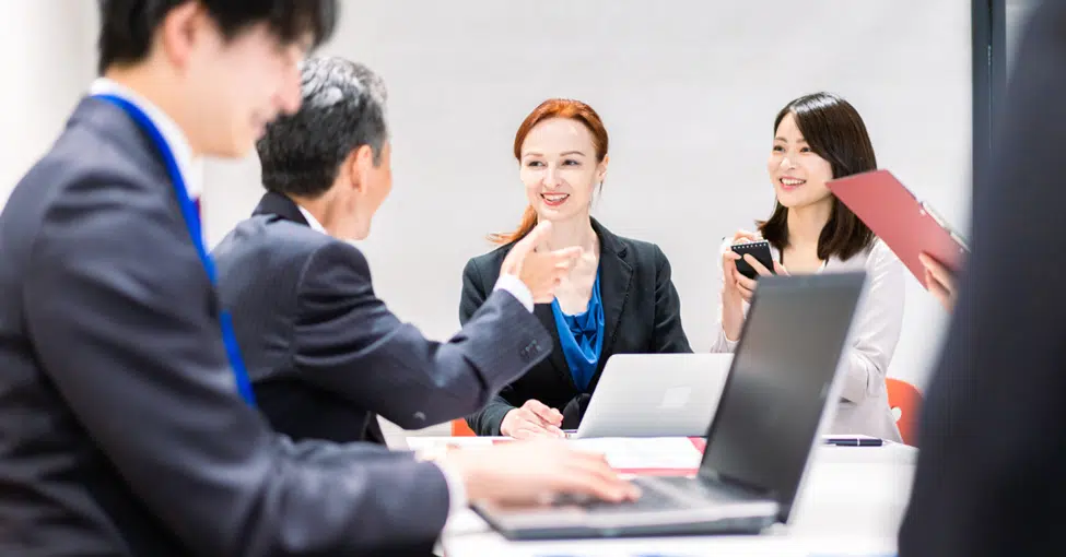 The Impact of Interpreting on Events